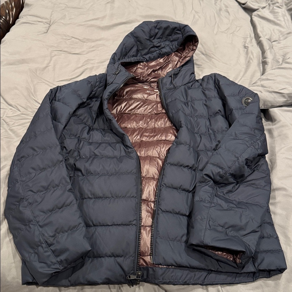 Reversible Hooded Puffer Jacket